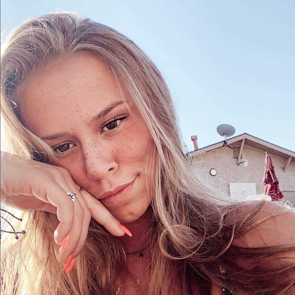 Meet your Posher, Bailey